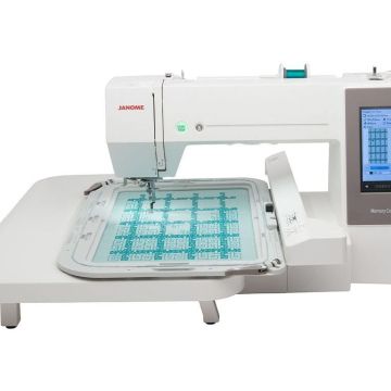 Вышивальная машина Janome Memory Craft 550E 