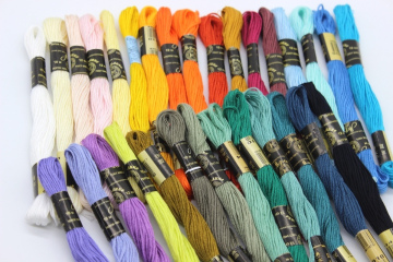 Нитки для вышивания "Мулине" 8 м и 10 м, цветные (в наличие около 400 тонов)